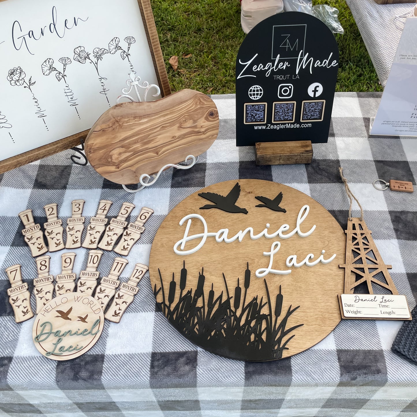 Door hanger : teacher gift / baby nursery sign