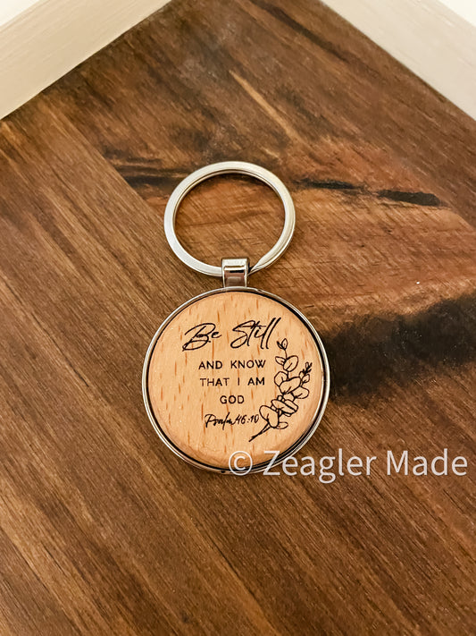 Round wood / metal keychain