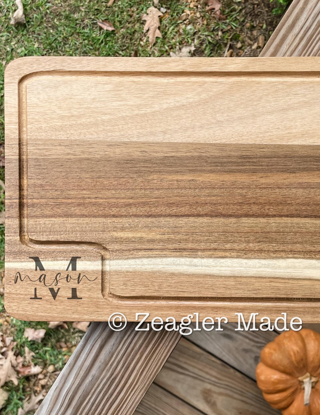 Cutting board - rectangle with juice groove