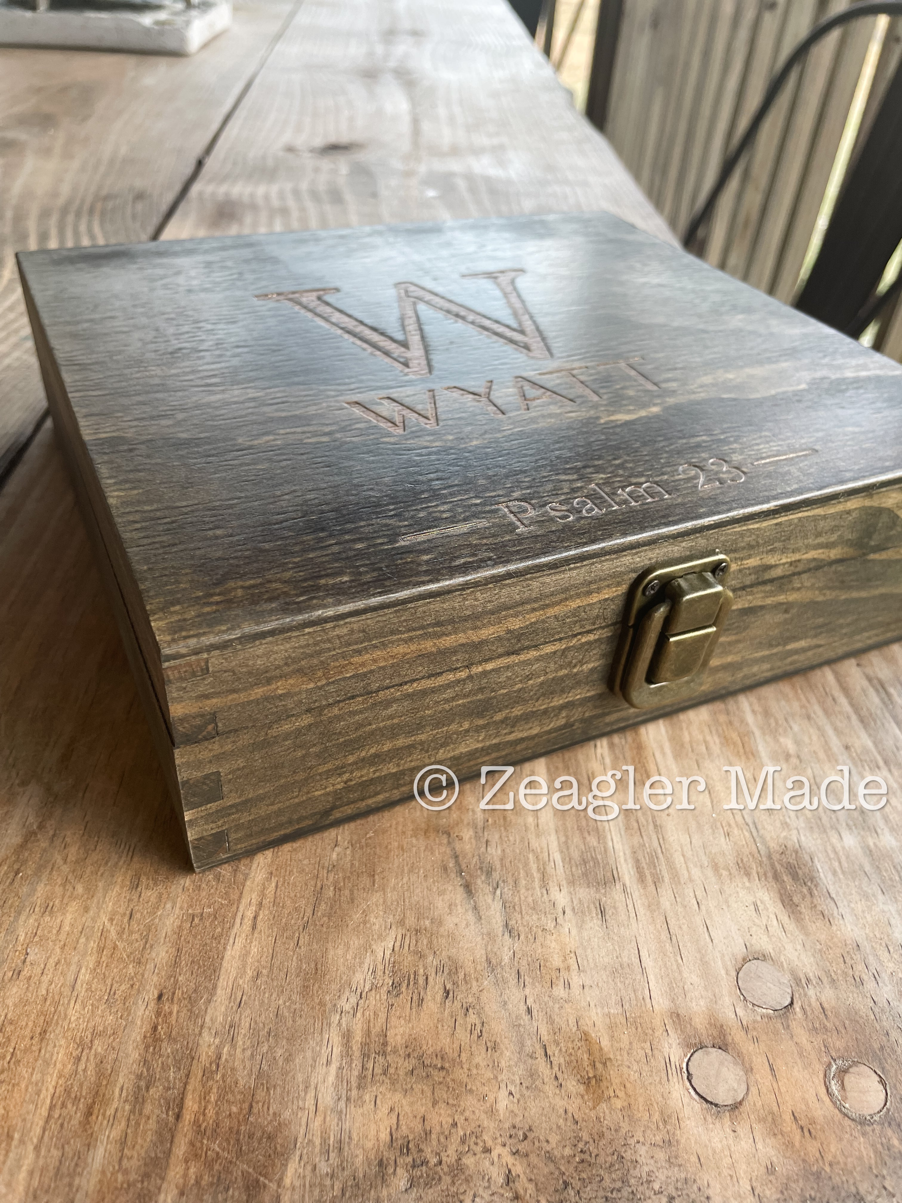 Keepsake boxes